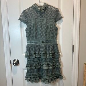 Romeo Juliet Couture Lace Tiered Mock Neck Short Sleeve‎ Dress Size M